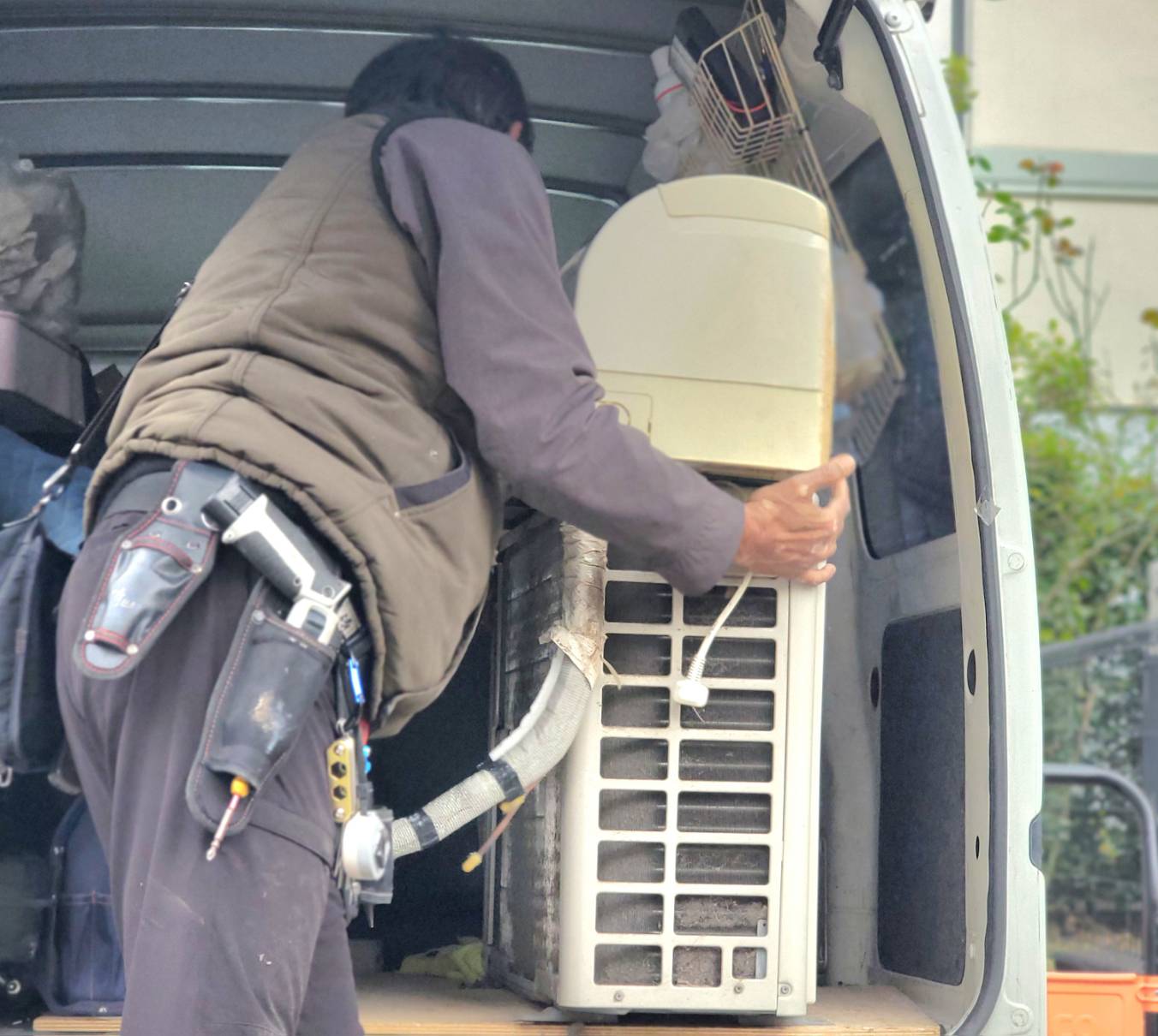 エアコン取り付け工事