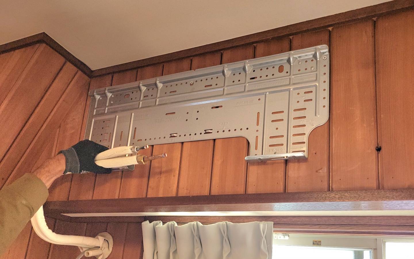 エアコン取り付け工事