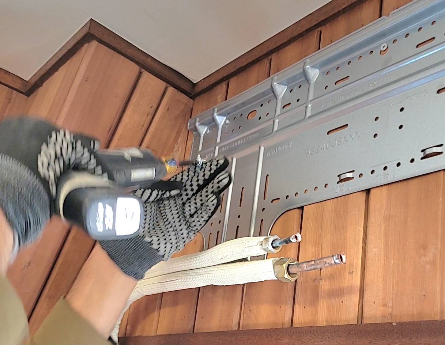 エアコン取り付け工事