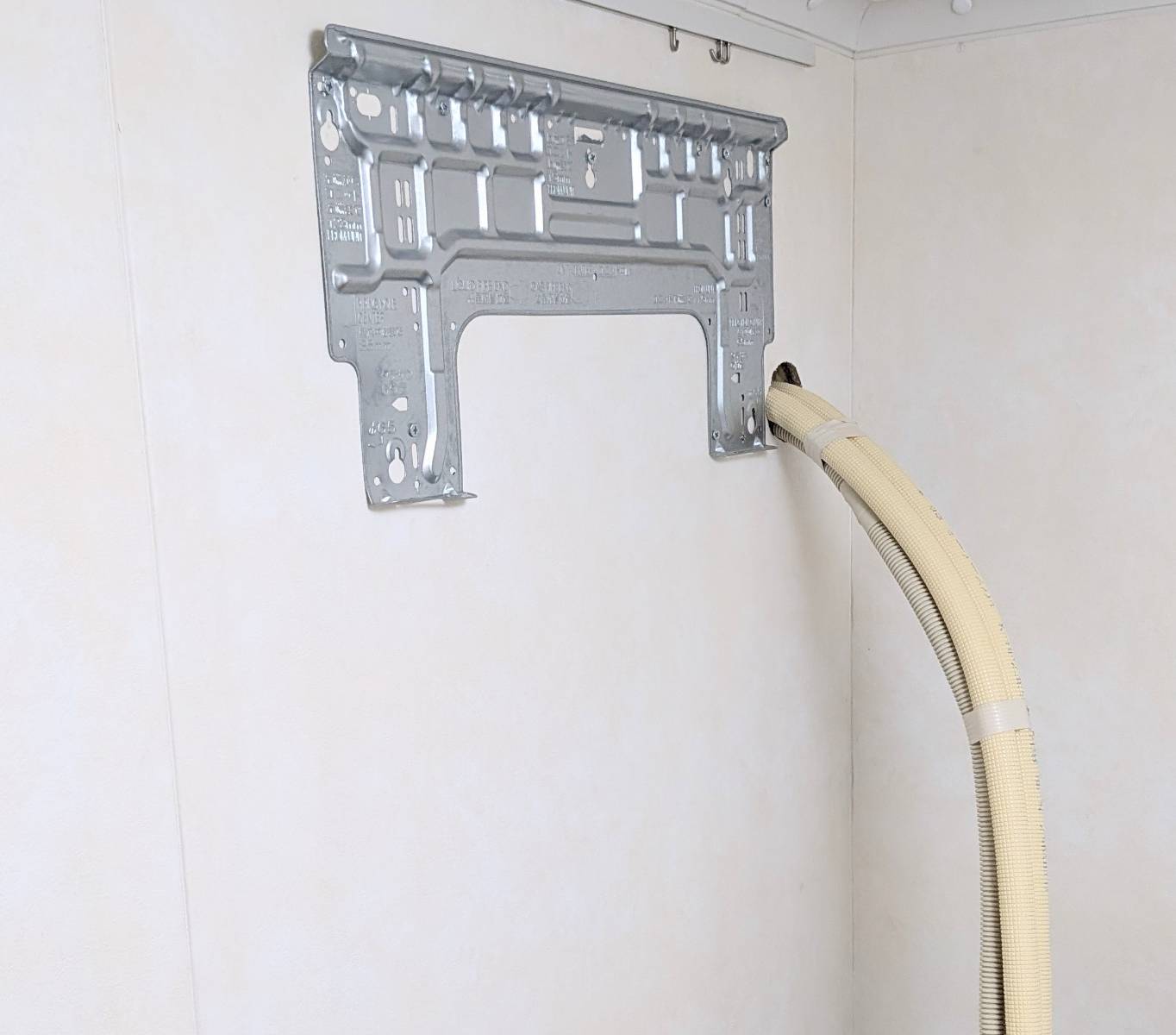 エアコン取り付け工事