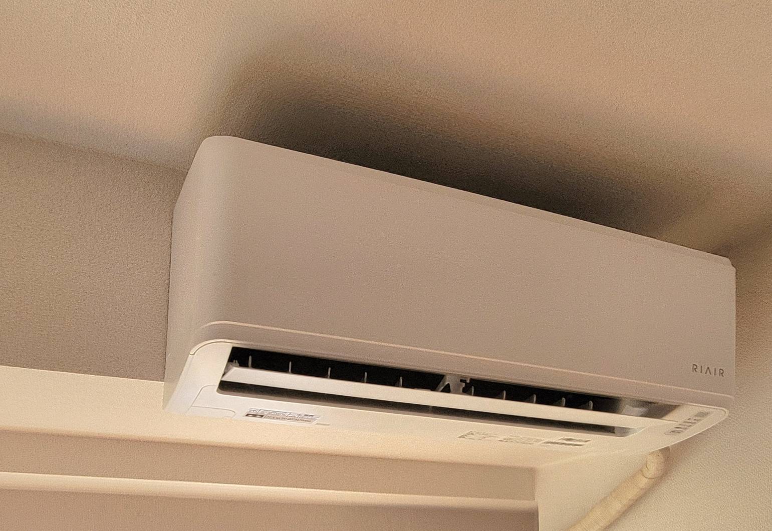 エアコン工事様子