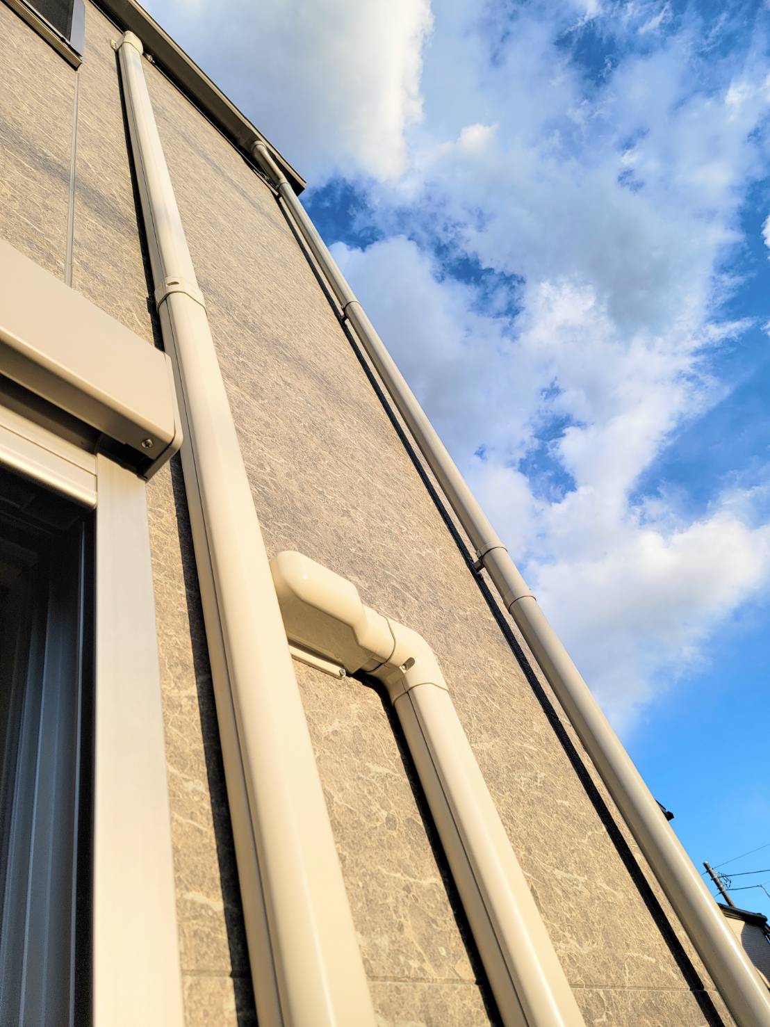 川崎市でエアコン取り付け工事行いました