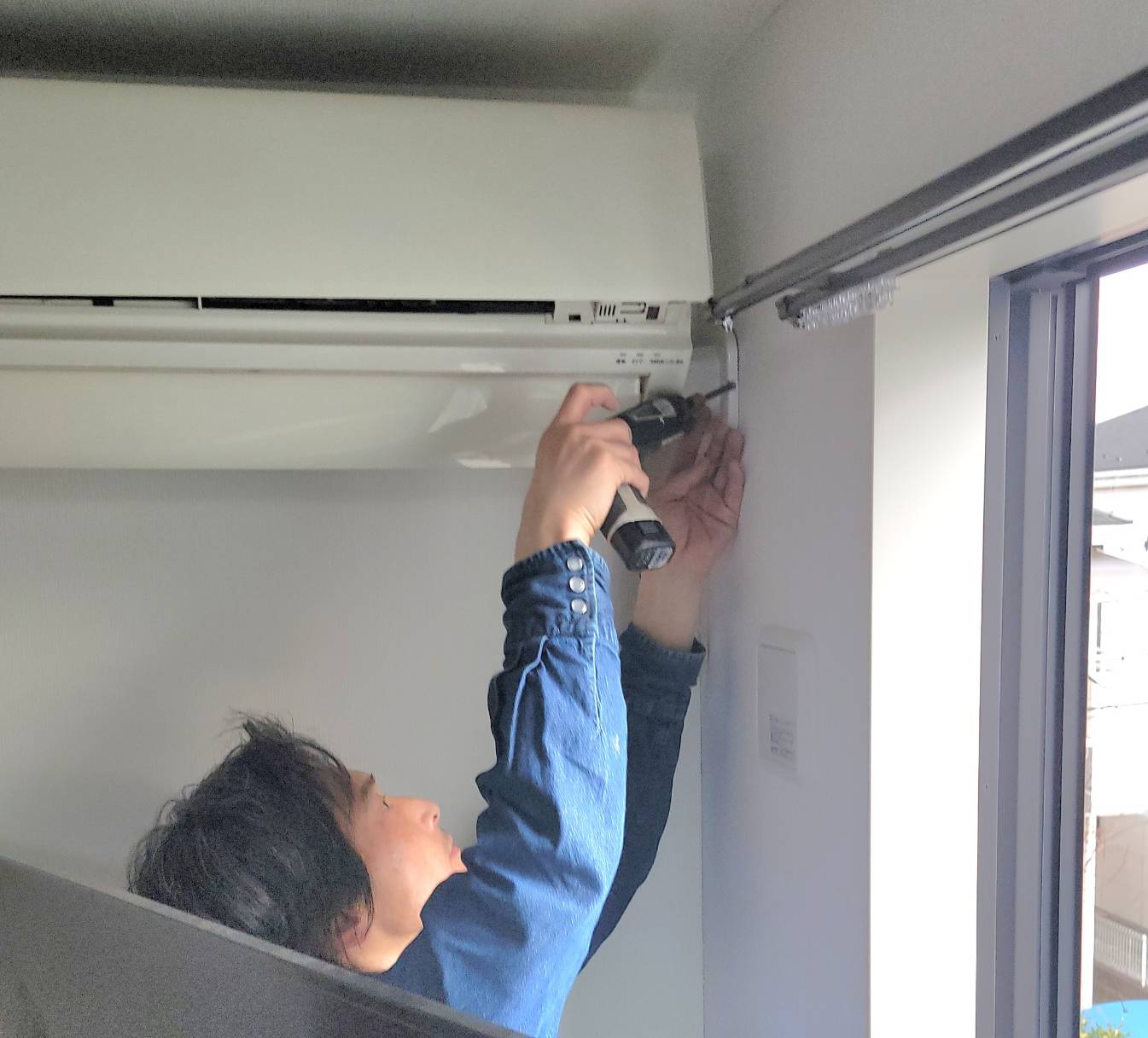 川崎市でエアコン取り付け工事行いました