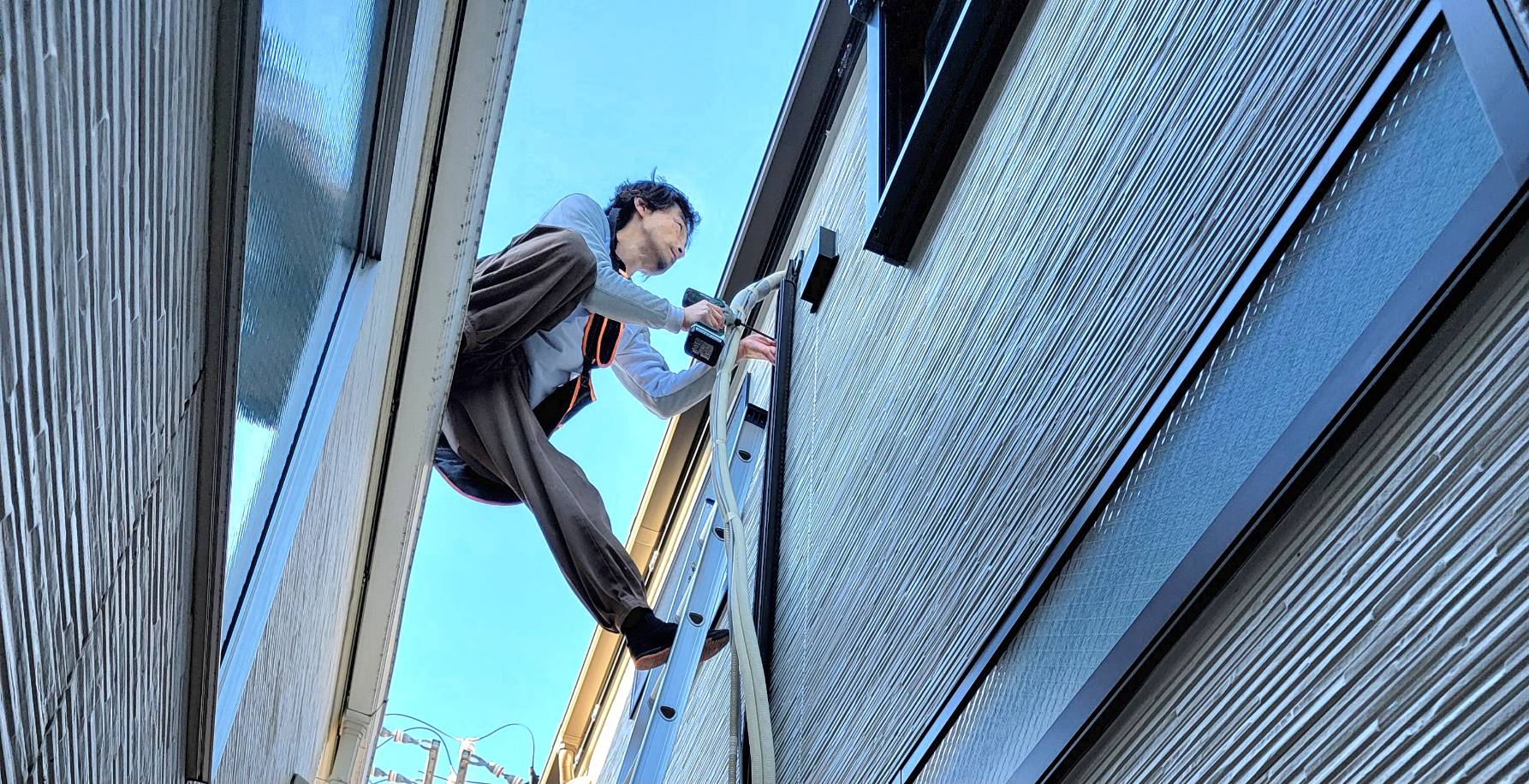 川崎市でエアコン取り付け工事行いました