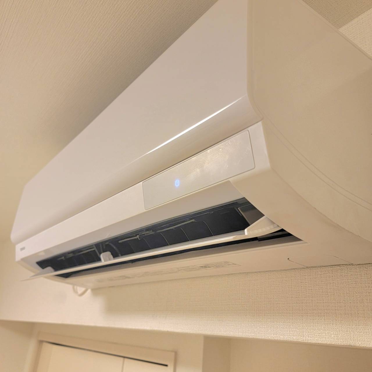 エアコン取り付け後の様子