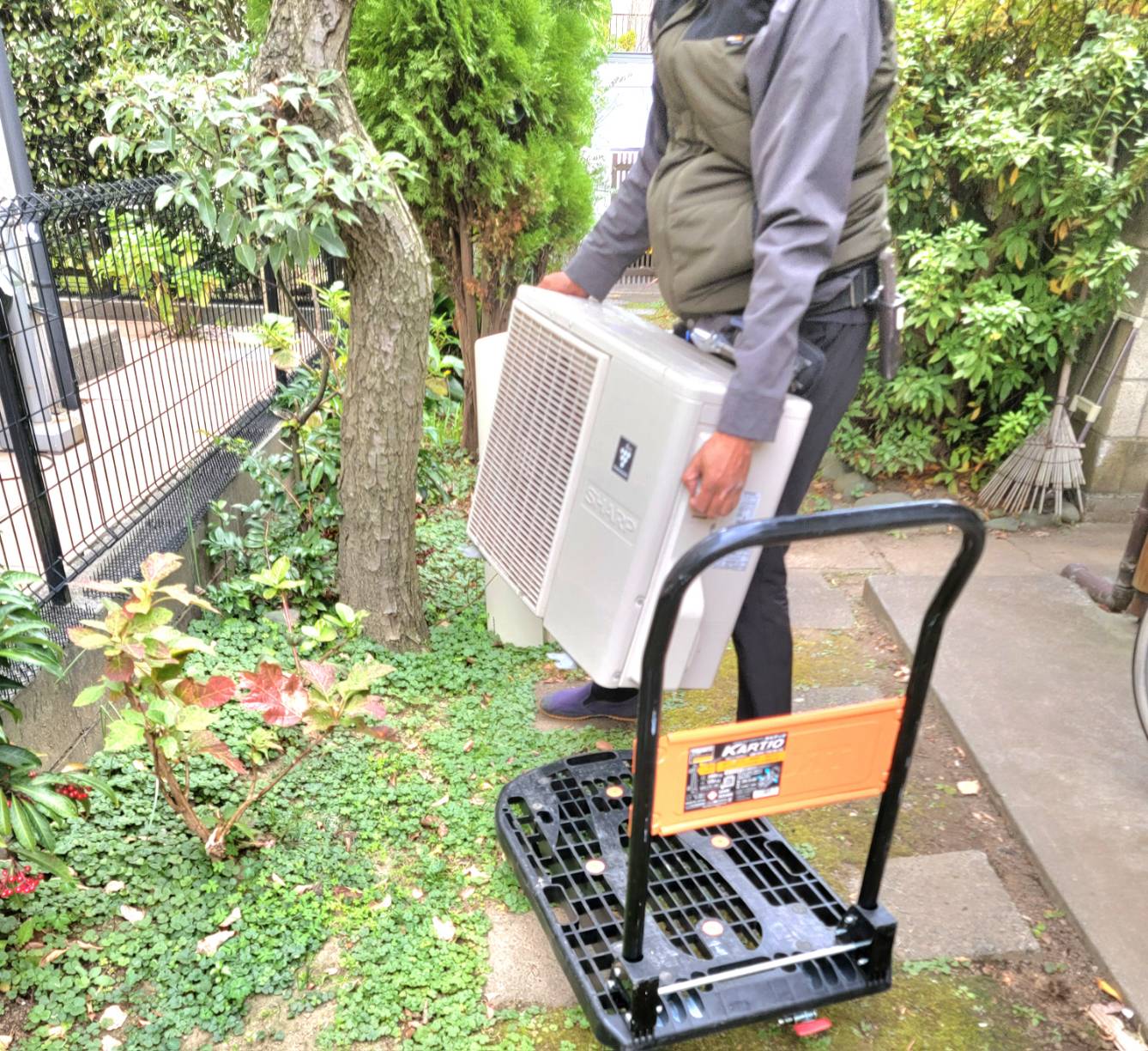 エアコン取り付け後の様子