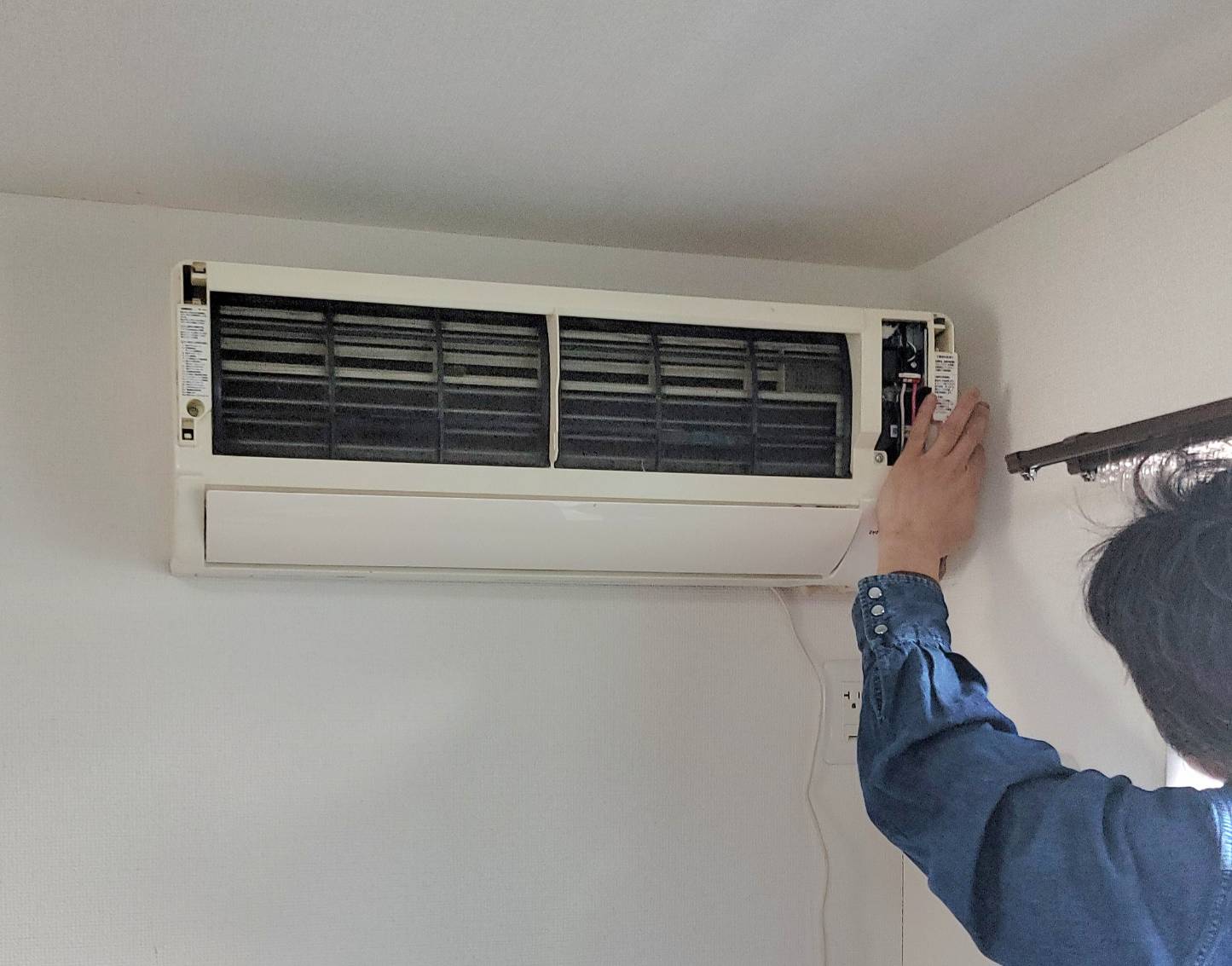 川崎市でエアコン取り付け工事行いました